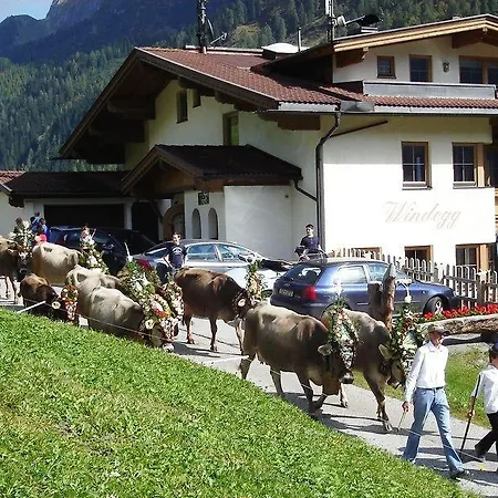 Haus Windegg Penzion Tux