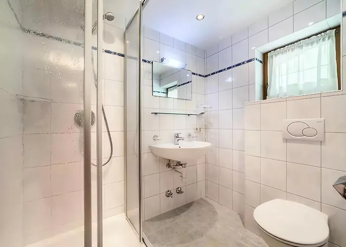 בית הארחה Haus Windegg טוקס