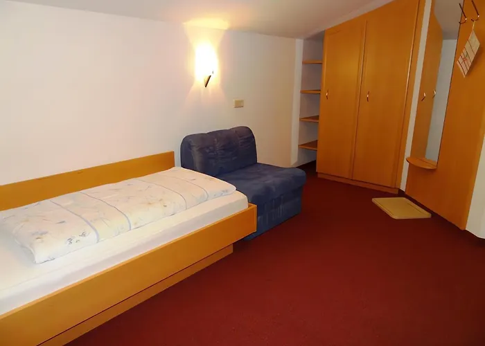 Haus Windegg 3* טוקס