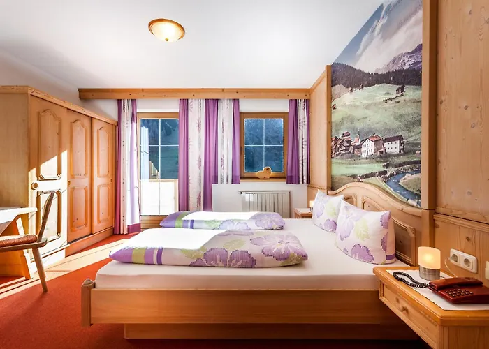 招待所 Haus Windegg 3*